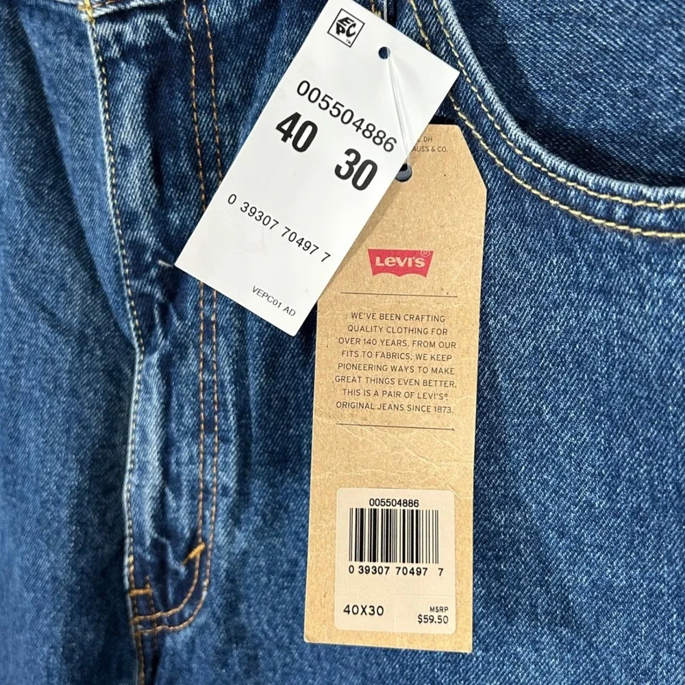 Levis 550 Relaxed Fit Tapered Leg Jeans Mens 40x30 Medium Wash Denim 00550-4886